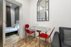 Apartamento em Madrid - Modern Madrid Downtown Puerta Del Sol M (PRE2B)