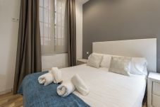 Apartamento em Madrid - Modern Madrid Downtown Puerta Del Sol M (PRE2B)