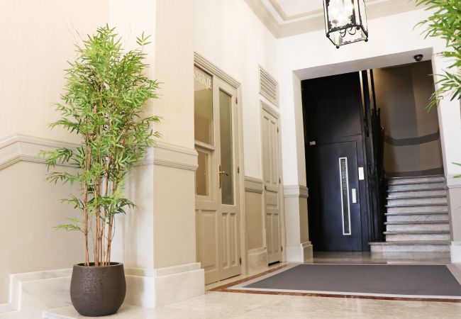 Apartamento em Madrid - Apartment Madrid Downtown Puerta del Sol M (PRE4C) Apartamento em Madrid - Apartment Madrid Downtown Puerta del Sol M (PRE4C)
