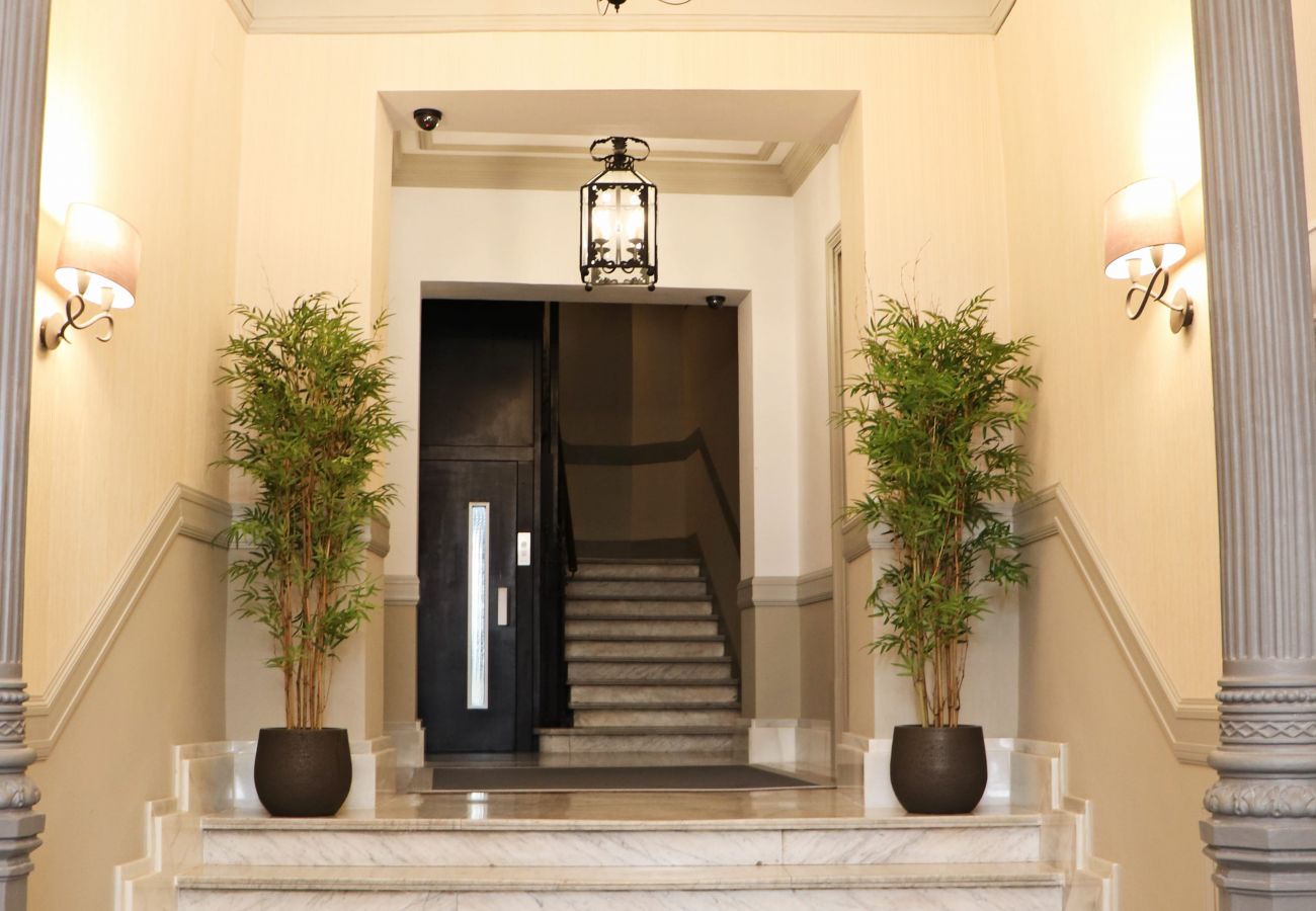 Apartamento em Madrid - Apartment Madrid Downtown Puerta del Sol M (PRE4C) Apartamento em Madrid - Apartment Madrid Downtown Puerta del Sol M (PRE4C)