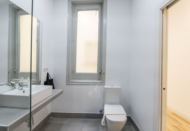 Apartamento em Madrid - Apartment Madrid Downtown Puerta del Sol M (PRE2A) Apartamento em Madrid - Apartment Madrid Downtown Puerta del Sol M (PRE2A)