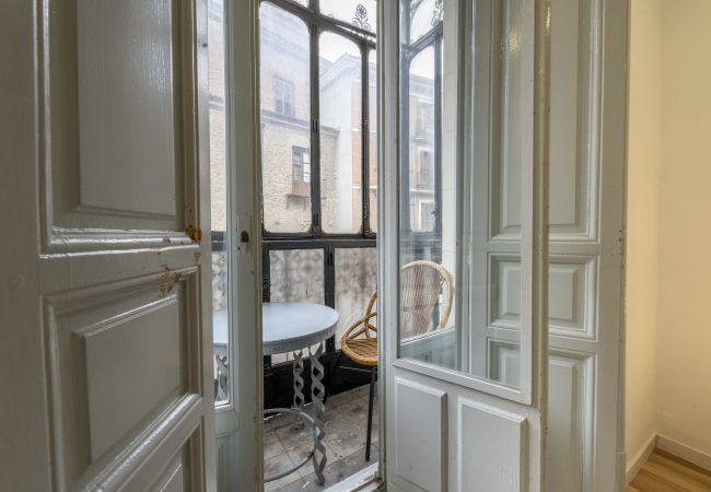 Apartamento em Madrid - Apartment Madrid Downtown Puerta del Sol M (PRE2A) Apartamento em Madrid - Apartment Madrid Downtown Puerta del Sol M (PRE2A)