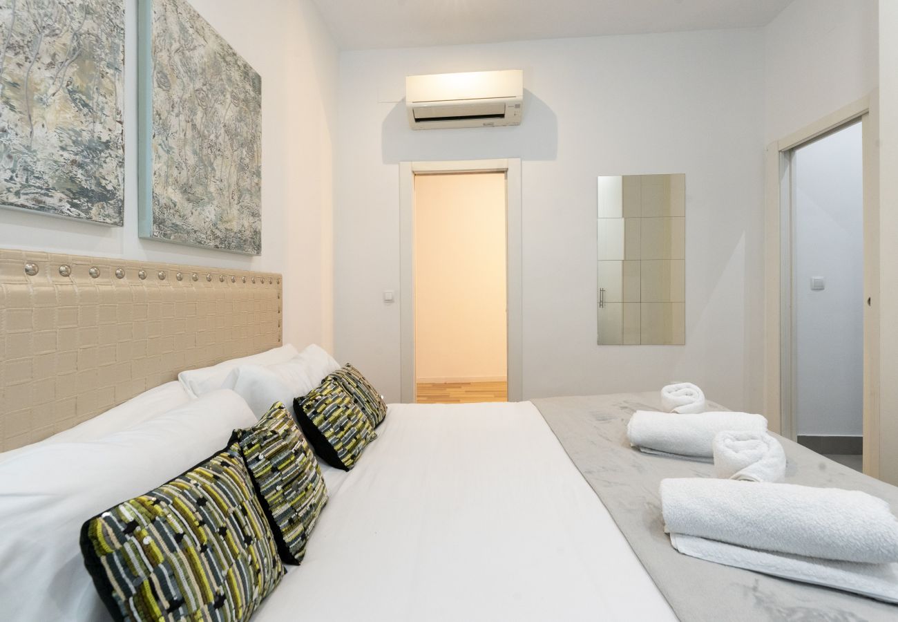 Apartamento em Madrid - Apartment Madrid Downtown Puerta del Sol M (PRE2A) Apartamento em Madrid - Apartment Madrid Downtown Puerta del Sol M (PRE2A)
