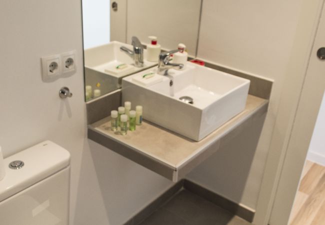 Apartamento em Madrid - Apartment Madrid Downtown Puerta del Sol M (PRE2C) Apartamento em Madrid - Apartment Madrid Downtown Puerta del Sol M (PRE2C)