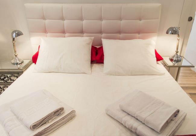 Apartamento em Madrid - Apartment Madrid Downtown Puerta del Sol M (PRE2C) Apartamento em Madrid - Apartment Madrid Downtown Puerta del Sol M (PRE2C)