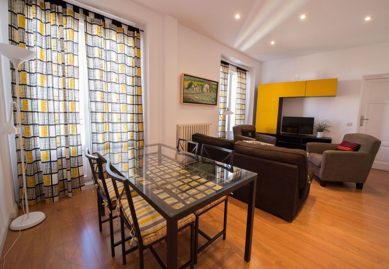 Apartamento em Madrid - Madrid Centro-Downtown-Gran Vía-Callao M (SON1)