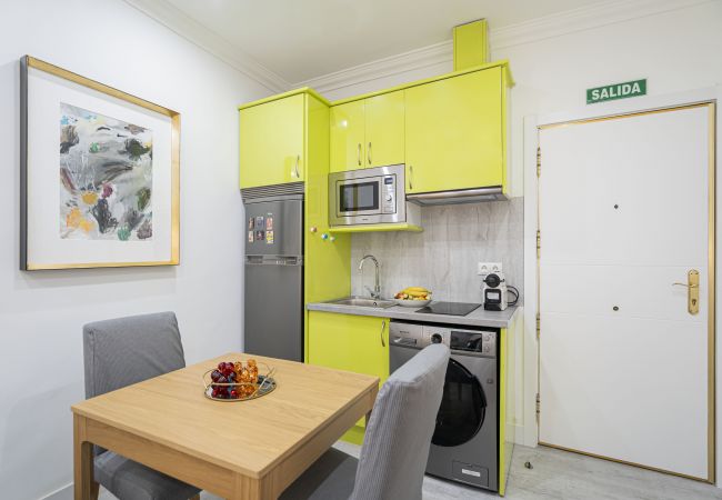Apartamento em Madrid - CUTE Apartment Downtown Madrid Centro Bilbao M (EGU4) Apartamento em Madrid - CUTE Apartment Downtown Madrid Centro Bilbao M (EGU4)