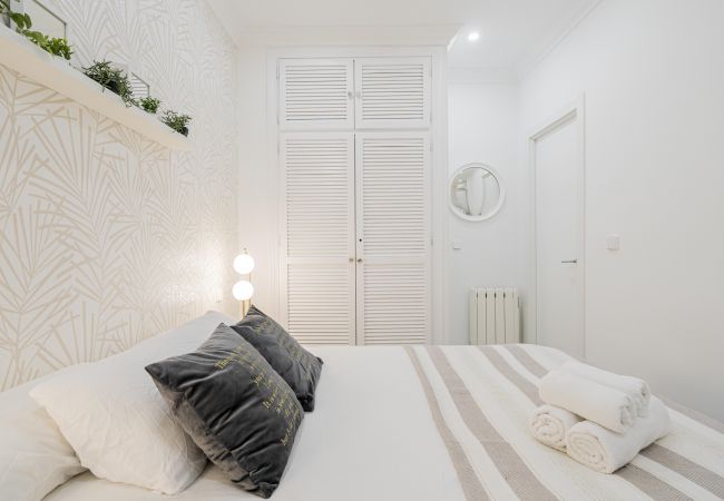 Apartamento em Madrid - CUTE Apartment Downtown Madrid Centro Bilbao M (EGU4) Apartamento em Madrid - CUTE Apartment Downtown Madrid Centro Bilbao M (EGU4)
