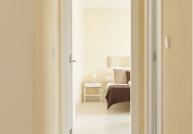 Apartamento em Madrid - Madrid Downtown Retiro-Puerta de Alcala M (LDR28) Apartamento em Madrid - Madrid Downtown Retiro-Puerta de Alcala M (LDR28)