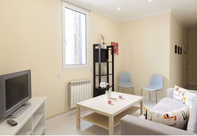 Apartamento em Madrid - Madrid Downtown Retiro-Puerta de Alcala M (LDR28) Apartamento em Madrid - Madrid Downtown Retiro-Puerta de Alcala M (LDR28)