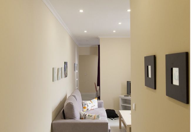 Apartamento em Madrid - Madrid Downtown Retiro-Puerta de Alcala M (LDR28) Apartamento em Madrid - Madrid Downtown Retiro-Puerta de Alcala M (LDR28)