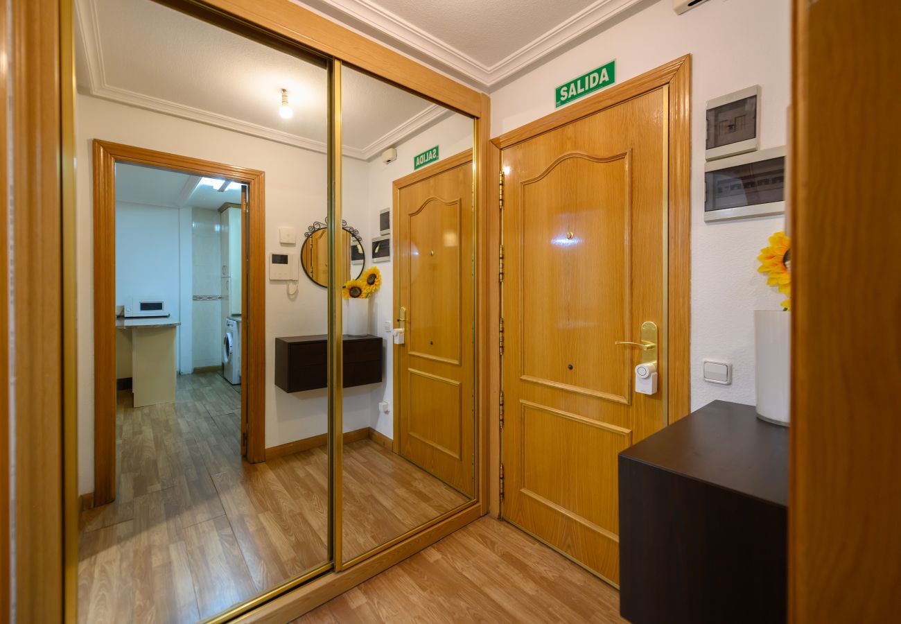 Apartamento em Madrid - Downtown Madrid North Barrio del Pilar .Temporal Apartamento em Madrid - Downtown Madrid North Barrio del Pilar .Temporal