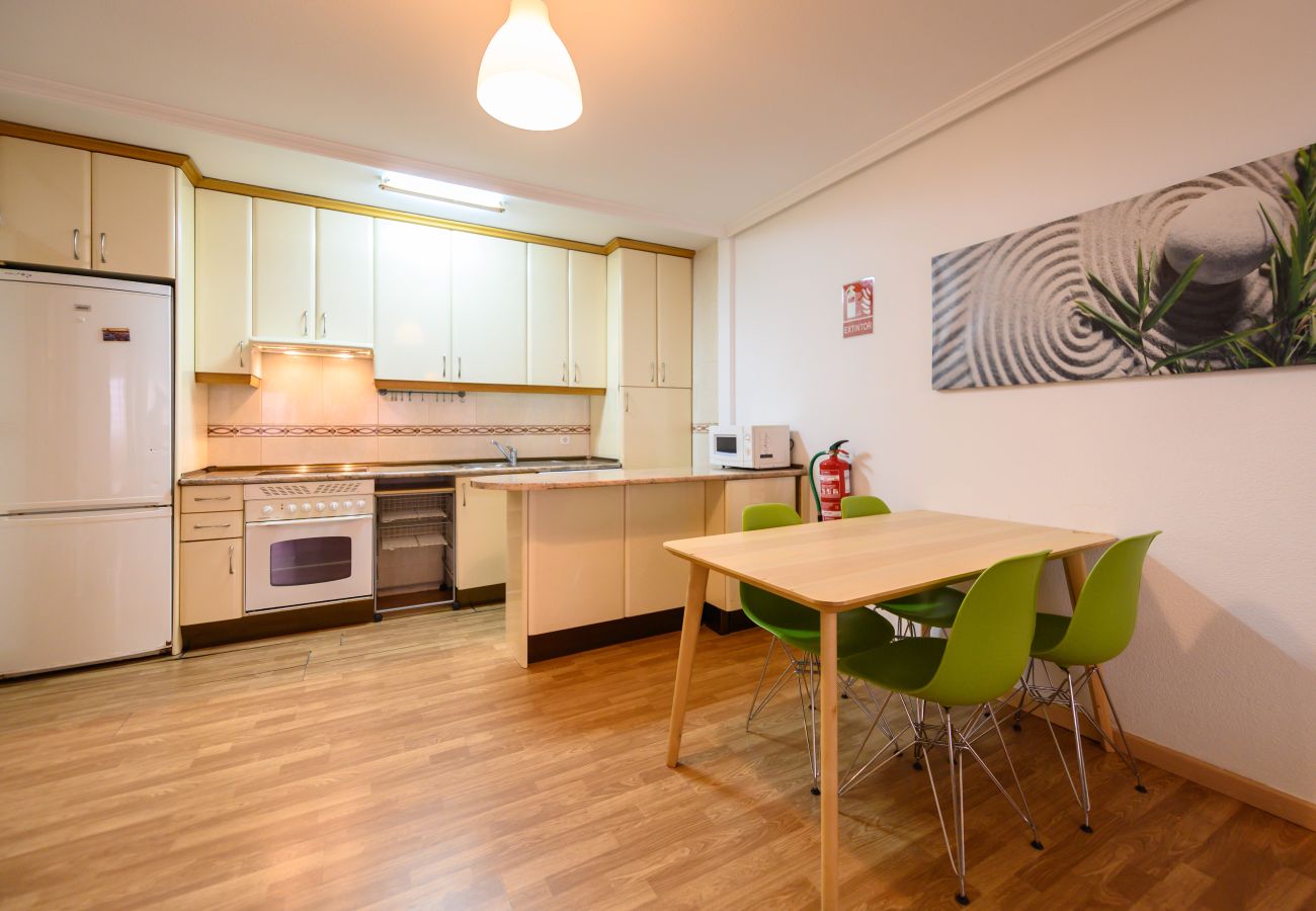 Apartamento em Madrid - Downtown Madrid North Barrio del Pilar .Temporal Apartamento em Madrid - Downtown Madrid North Barrio del Pilar .Temporal