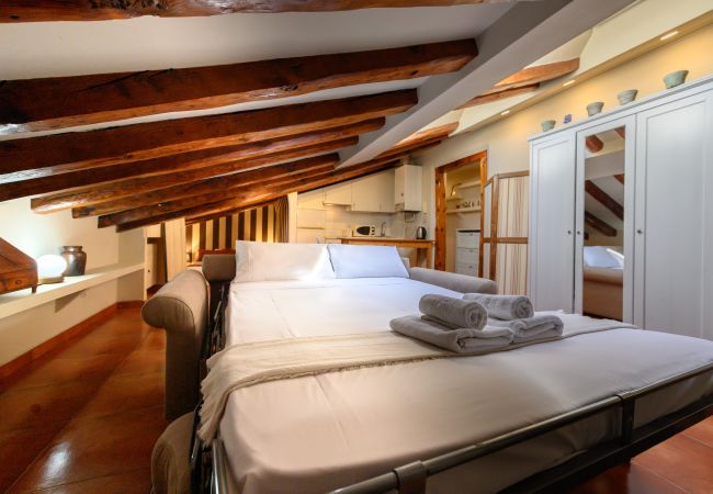 Estúdio em Madrid - MADRID Downtown Puerta del Sol - Teatros Gran Via- Atocha Station Cozy Estudio 2 Pax Estúdio em Madrid - MADRID Downtown Puerta del Sol - Teatros Gran Via- Atocha Station Cozy Estudio 2 Pax