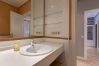 Apartamento em Madrid - Cozy Apartment Madrid. Bº SALAMANCA, IFEMA. AEROPUERTO. 2 ROOMS- 6 PAX - ELEVATOR .Temporal Apartamento em Madrid - Cozy Apartment Madrid. Bº SALAMANCA, IFEMA. AEROPUERTO. 2 ROOMS- 6 PAX - ELEVATOR .Temporal