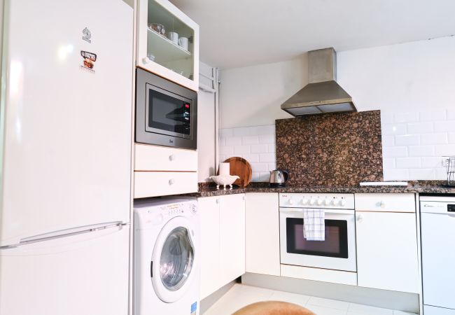 Apartamento em Madrid - GARDEN House Downtown MADRID CENTRO-IFEMA-AEROPUERTO. 2 ROOMS 6 PAX GARDEN Apartamento em Madrid - GARDEN House Downtown MADRID CENTRO-IFEMA-AEROPUERTO. 2 ROOMS 6 PAX GARDEN