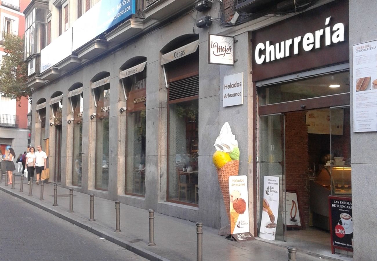 Estúdio em Madrid - Studio Madrid Downtown Malasaña  Estúdio em Madrid - Studio Madrid Downtown Malasaña