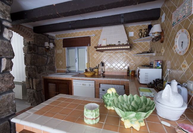 Chalé em Manzanares el Real - Chalet Urbanización La Ponderosa - Sierra Madrid Chalé em Manzanares el Real - Chalet Urbanización La Ponderosa - Sierra Madrid