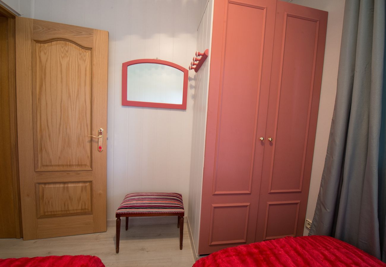 Chalé em Manzanares el Real - Chalet Urbanización La Ponderosa - Sierra Madrid Chalé em Manzanares el Real - Chalet Urbanización La Ponderosa - Sierra Madrid