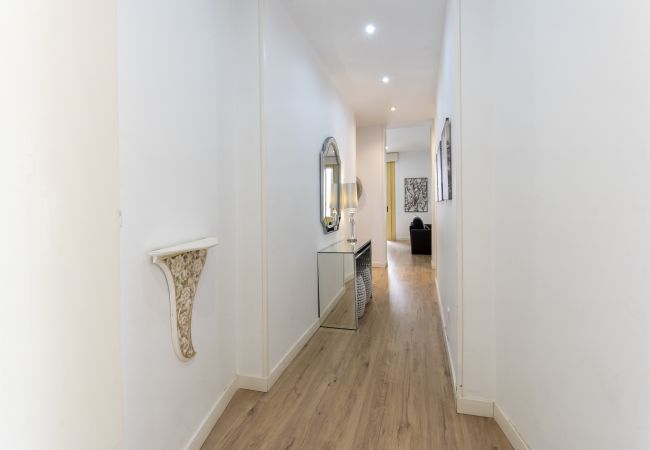 Apartamento em Madrid - Apartment Madrid Downtown Puerta del Sol M (PRE3C) Apartamento em Madrid - Apartment Madrid Downtown Puerta del Sol M (PRE3C)