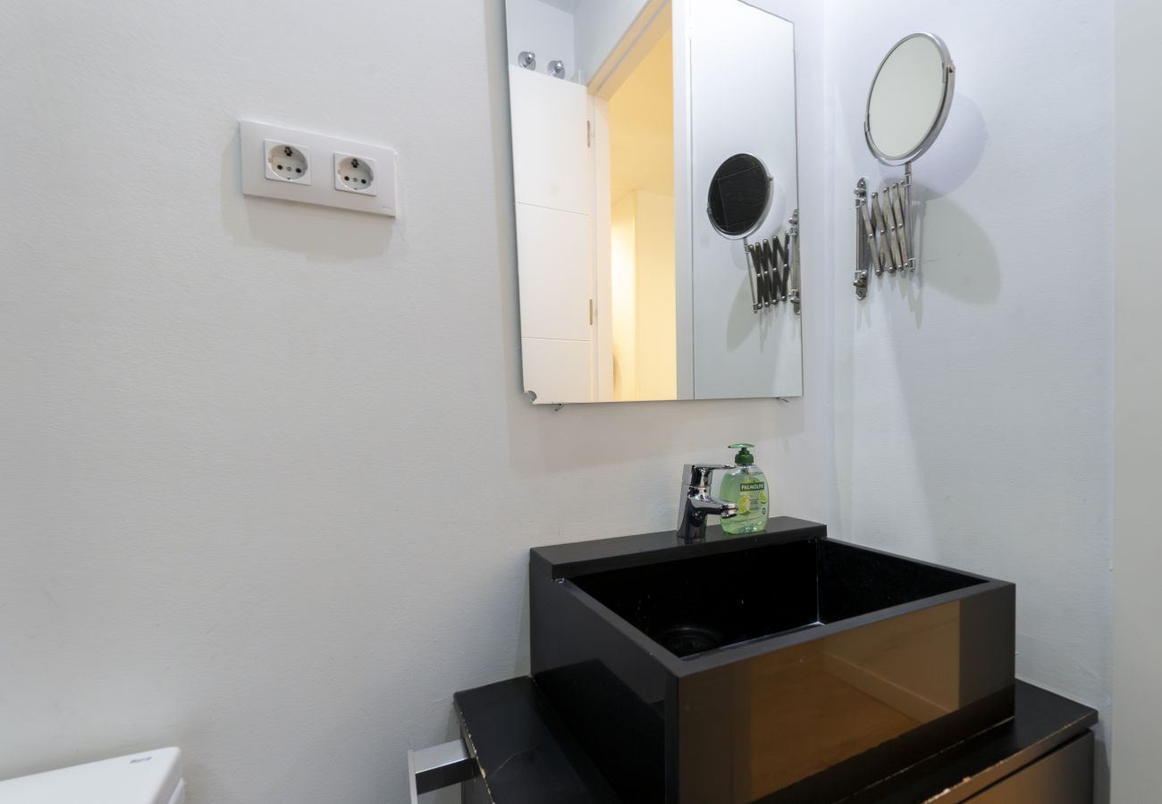 Apartamento em Madrid - Apartment Madrid Downtown Puerta del Sol M (PRE3C) Apartamento em Madrid - Apartment Madrid Downtown Puerta del Sol M (PRE3C)