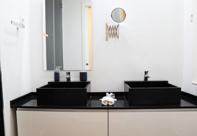 Apartamento em Madrid - Apartment Madrid Downtown Puerta del Sol M (PRE3A) Apartamento em Madrid - Apartment Madrid Downtown Puerta del Sol M (PRE3A)