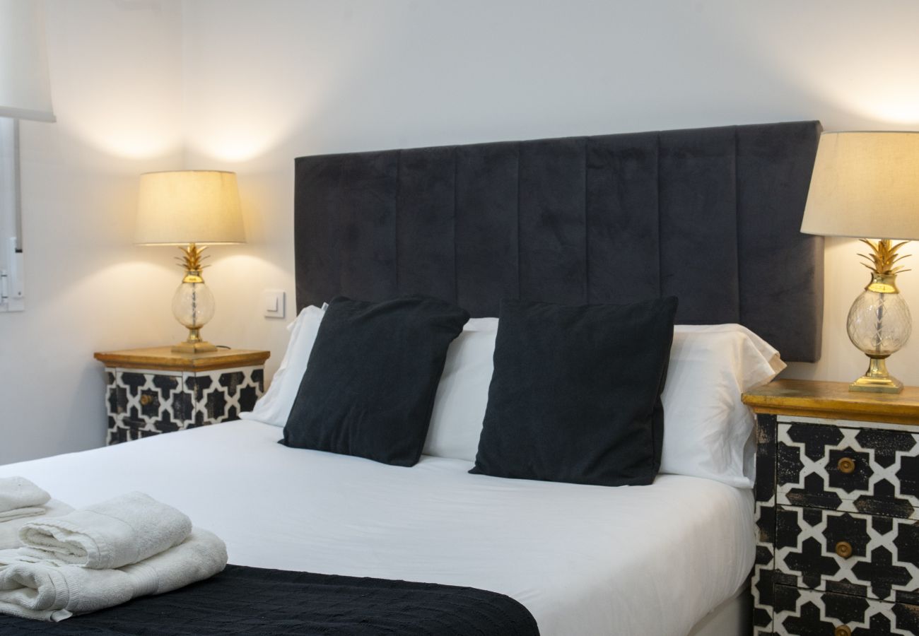 Apartamento em Madrid - Modern Madrid Downtown Puerta Del Sol M (PRE3B) Apartamento em Madrid - Modern Madrid Downtown Puerta Del Sol M (PRE3B)