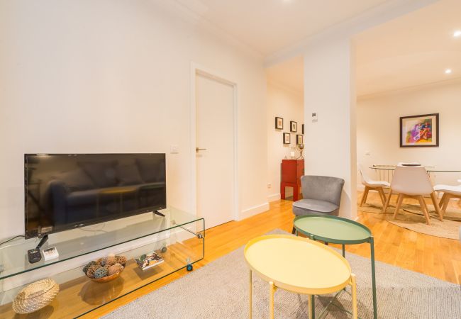 Apartamento em Madrid -  BIG Apartment Downtown Madrid Malasaña M (MAL27) Apartamento em Madrid -  BIG Apartment Downtown Madrid Malasaña M (MAL27)