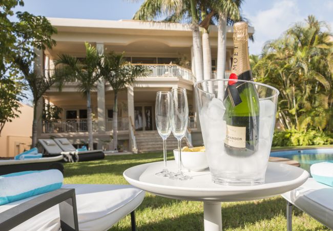 Villa em Arona - Villa Solaris Privé Villa em Arona - Villa Solaris Privé