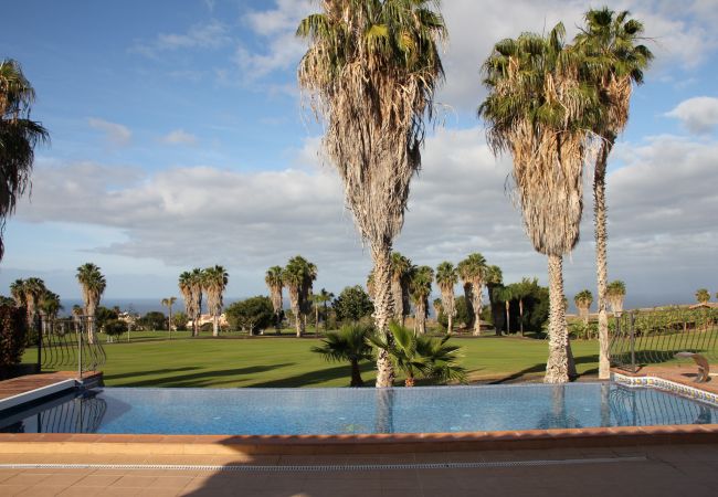 Vila em Adeje - Serenity by the Green