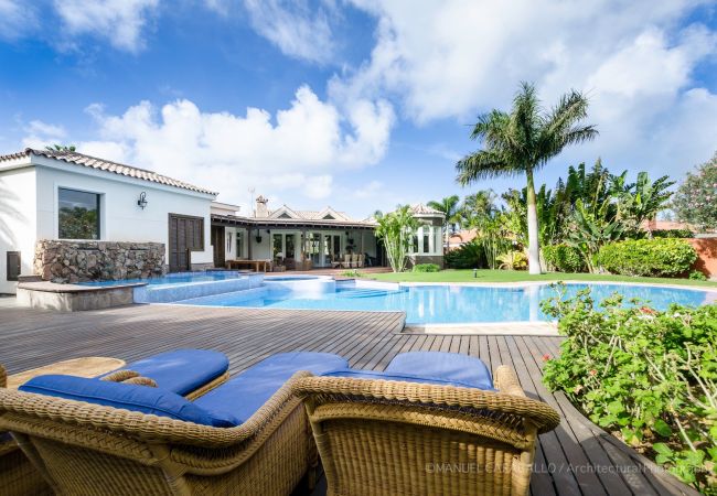 Villa em San Bartolomé de Tirajana - Maspalomas Golfside Luxury Villa Villa em San Bartolomé de Tirajana - Maspalomas Golfside Luxury Villa