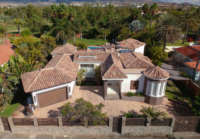 Villa em San Bartolomé de Tirajana - Maspalomas Golfside Luxury Villa Villa em San Bartolomé de Tirajana - Maspalomas Golfside Luxury Villa