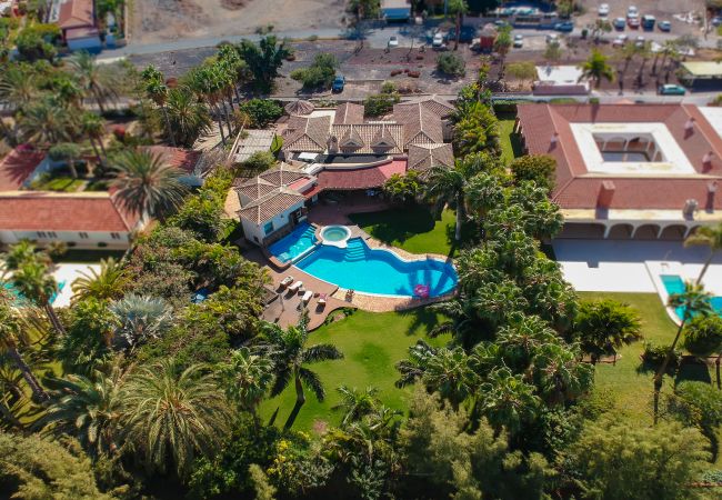 Villa em San Bartolomé de Tirajana - Maspalomas Golfside Luxury Villa Villa em San Bartolomé de Tirajana - Maspalomas Golfside Luxury Villa
