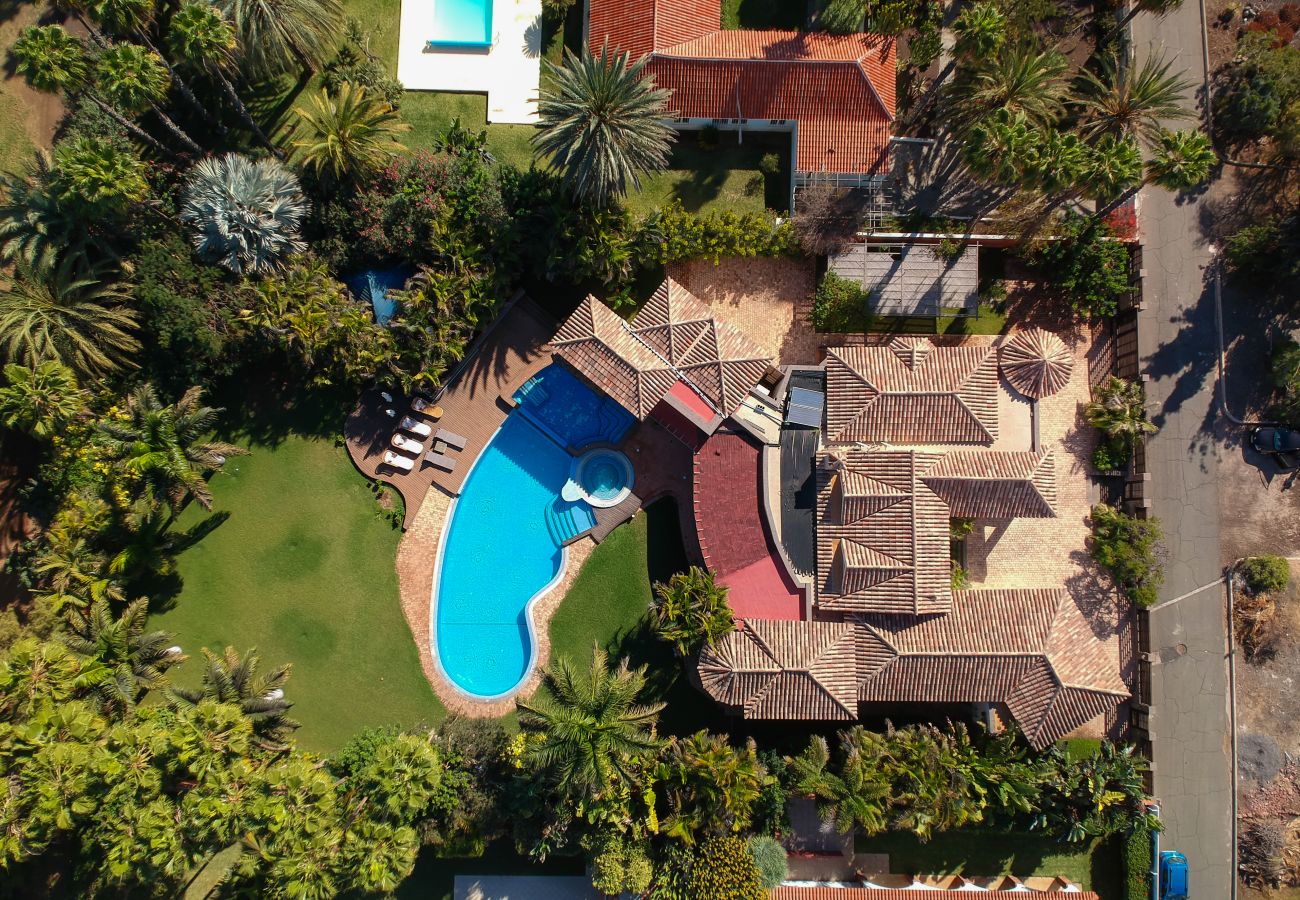 Villa em San Bartolomé de Tirajana - Maspalomas Golfside Luxury Villa Villa em San Bartolomé de Tirajana - Maspalomas Golfside Luxury Villa