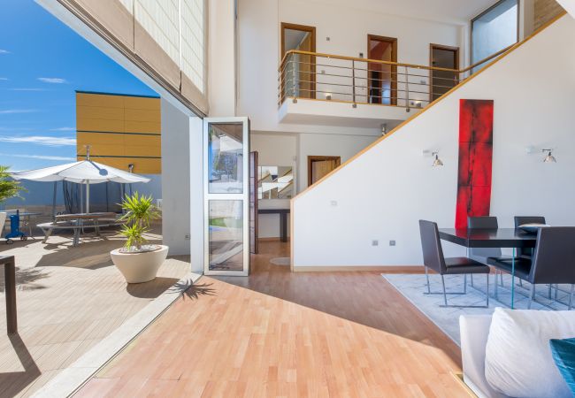 Villa em Santa Cruz de Tenerife - Villa con vistas al mar, piscina,  Gym, Cine  - HomeForGuest Villa em Santa Cruz de Tenerife - Villa con vistas al mar, piscina,  Gym, Cine  - HomeForGuest