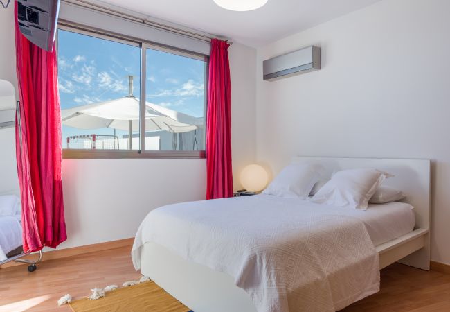 Villa em Santa Cruz de Tenerife - Villa con vistas al mar, piscina,  Gym, Cine  - HomeForGuest Villa em Santa Cruz de Tenerife - Villa con vistas al mar, piscina,  Gym, Cine  - HomeForGuest
