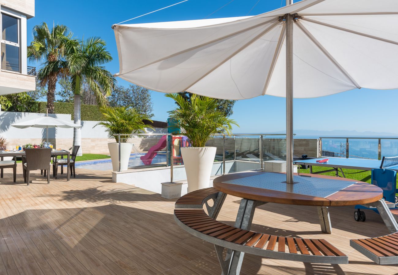 Villa em Santa Cruz de Tenerife - Villa con vistas al mar, piscina,  Gym, Cine  - HomeForGuest Villa em Santa Cruz de Tenerife - Villa con vistas al mar, piscina,  Gym, Cine  - HomeForGuest