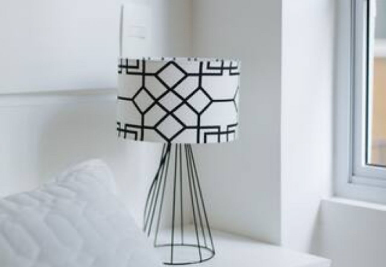 Estúdio em São Paulo - AV408 - Novíssimo Studio na Rua Avanhandava Estúdio em São Paulo - AV408 - Novíssimo Studio na Rua Avanhandava