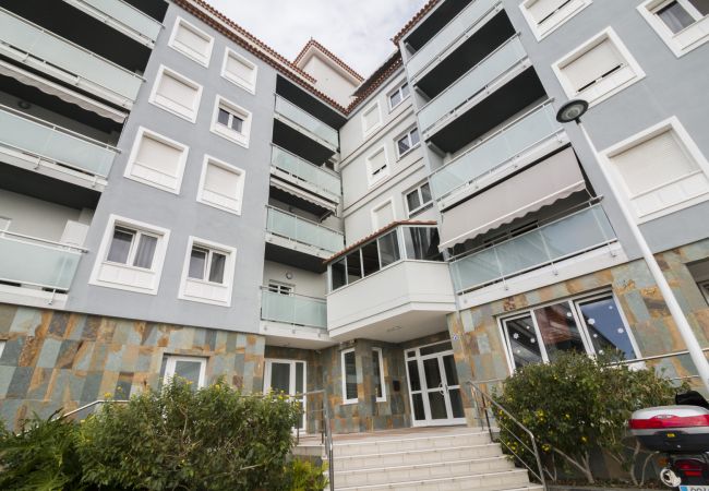 Apartamento em Bajamar - HomeForGuest APT CON VISTAS MAR, BARBACOA, GIMNASIO Apartamento em Bajamar - HomeForGuest APT CON VISTAS MAR, BARBACOA, GIMNASIO