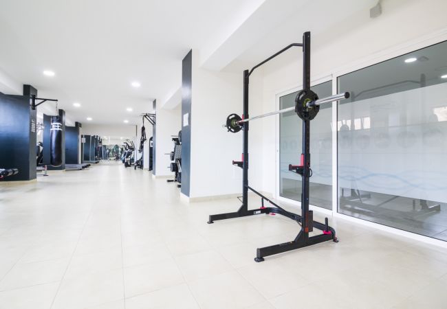 Apartamento em Bajamar - HomeForGuest APT CON VISTAS MAR, BARBACOA, GIMNASIO Apartamento em Bajamar - HomeForGuest APT CON VISTAS MAR, BARBACOA, GIMNASIO
