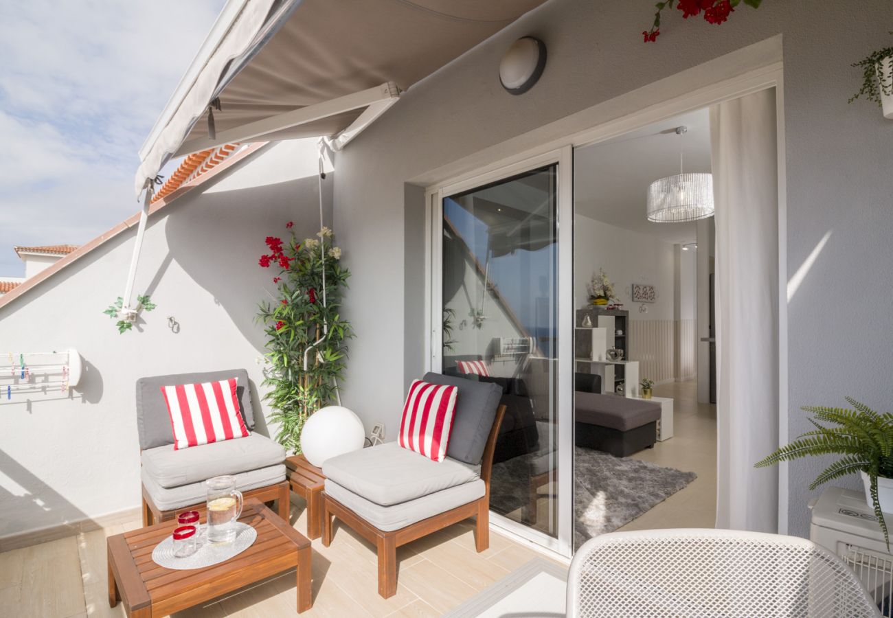 Apartamento em Bajamar - HomeForGuest APT CON VISTAS MAR, BARBACOA, GIMNASIO Apartamento em Bajamar - HomeForGuest APT CON VISTAS MAR, BARBACOA, GIMNASIO
