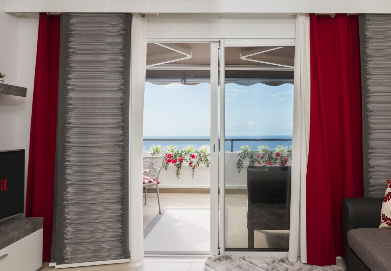 Apartamento em Bajamar - HomeForGuest APT CON VISTAS MAR, BARBACOA, GIMNASIO Apartamento em Bajamar - HomeForGuest APT CON VISTAS MAR, BARBACOA, GIMNASIO