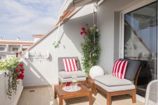 Apartamento em Bajamar - HomeForGuest APT CON VISTAS MAR, BARBACOA, GIMNASIO