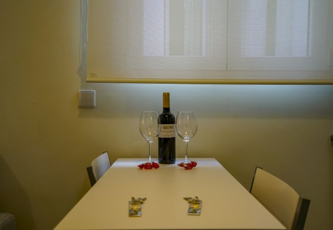 Apartamento em Madrid - Apartment Downtown Madrid Chueca-Malasaña, 1 Room, 4 pax Apartamento em Madrid - Apartment Downtown Madrid Chueca-Malasaña, 1 Room, 4 pax