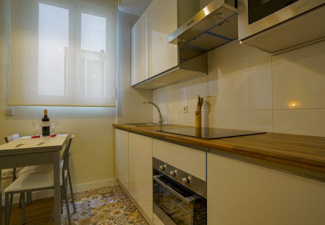 Apartamento em Madrid - Apartment Downtown Madrid Chueca-Malasaña, 1 Room, 4 pax Apartamento em Madrid - Apartment Downtown Madrid Chueca-Malasaña, 1 Room, 4 pax