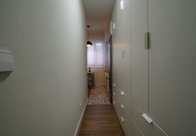 Apartamento em Madrid - Apartment Downtown Madrid Chueca-Malasaña, 1 Room, 4 pax Apartamento em Madrid - Apartment Downtown Madrid Chueca-Malasaña, 1 Room, 4 pax