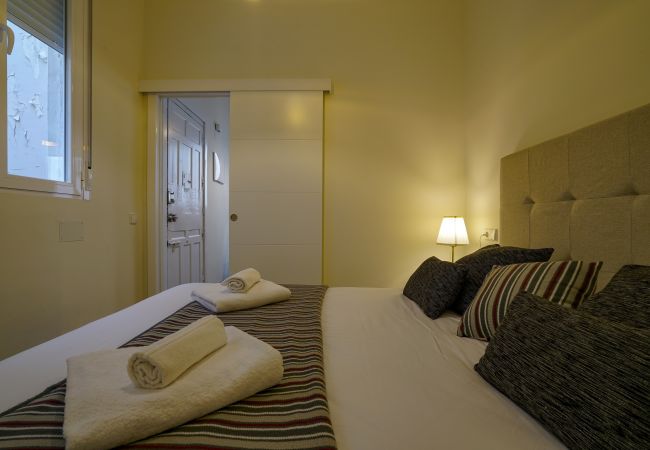 Apartamento em Madrid - Apartment Downtown Madrid Chueca-Malasaña, 1 Room, 4 pax Apartamento em Madrid - Apartment Downtown Madrid Chueca-Malasaña, 1 Room, 4 pax