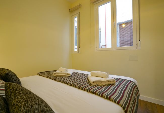 Apartamento em Madrid - Apartment Downtown Madrid Chueca-Malasaña, 1 Room, 4 pax Apartamento em Madrid - Apartment Downtown Madrid Chueca-Malasaña, 1 Room, 4 pax