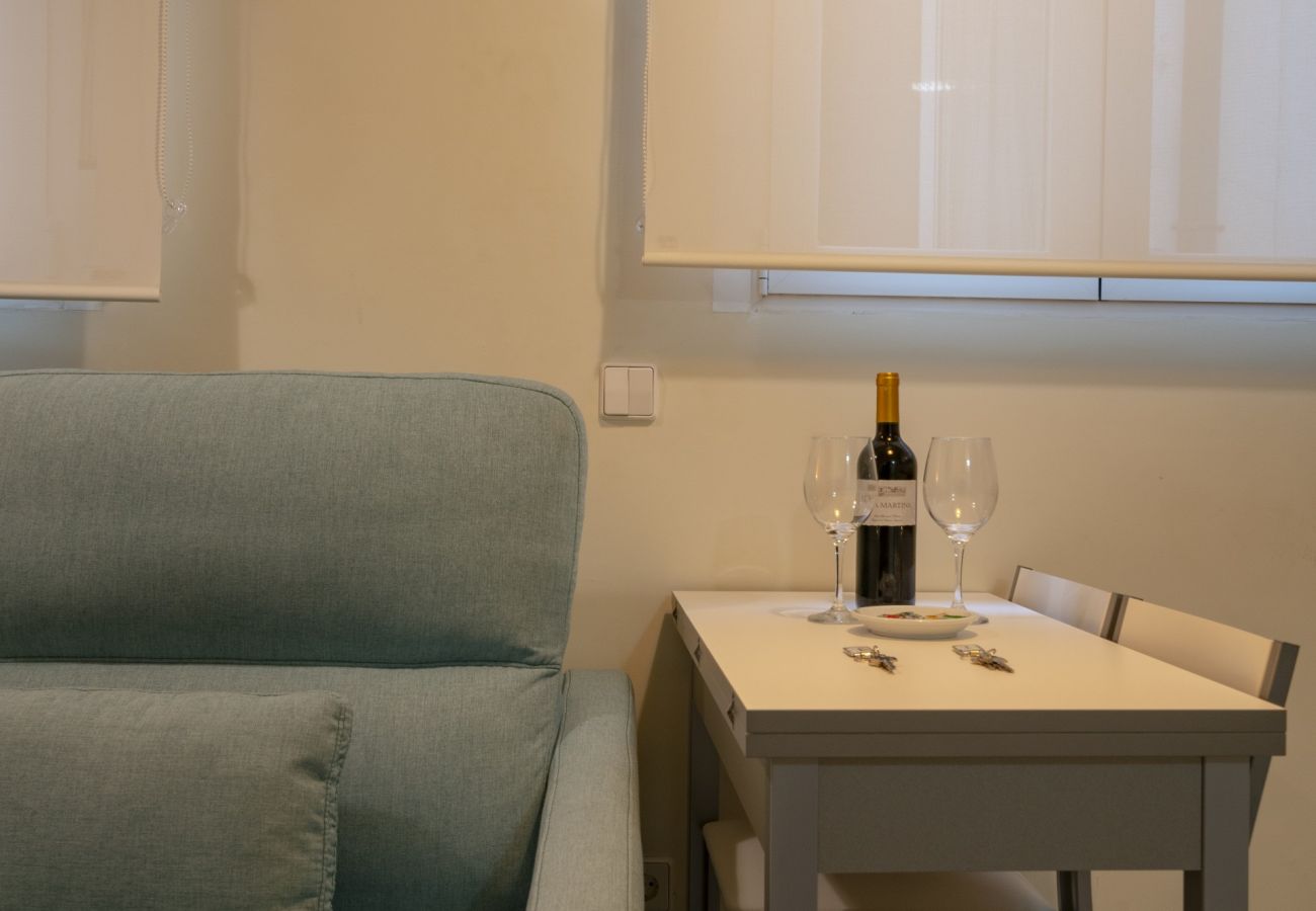 Apartamento em Madrid - Apartment Downtown Madrid Chueca-Malasaña, 1 Room, 4 pax Apartamento em Madrid - Apartment Downtown Madrid Chueca-Malasaña, 1 Room, 4 pax