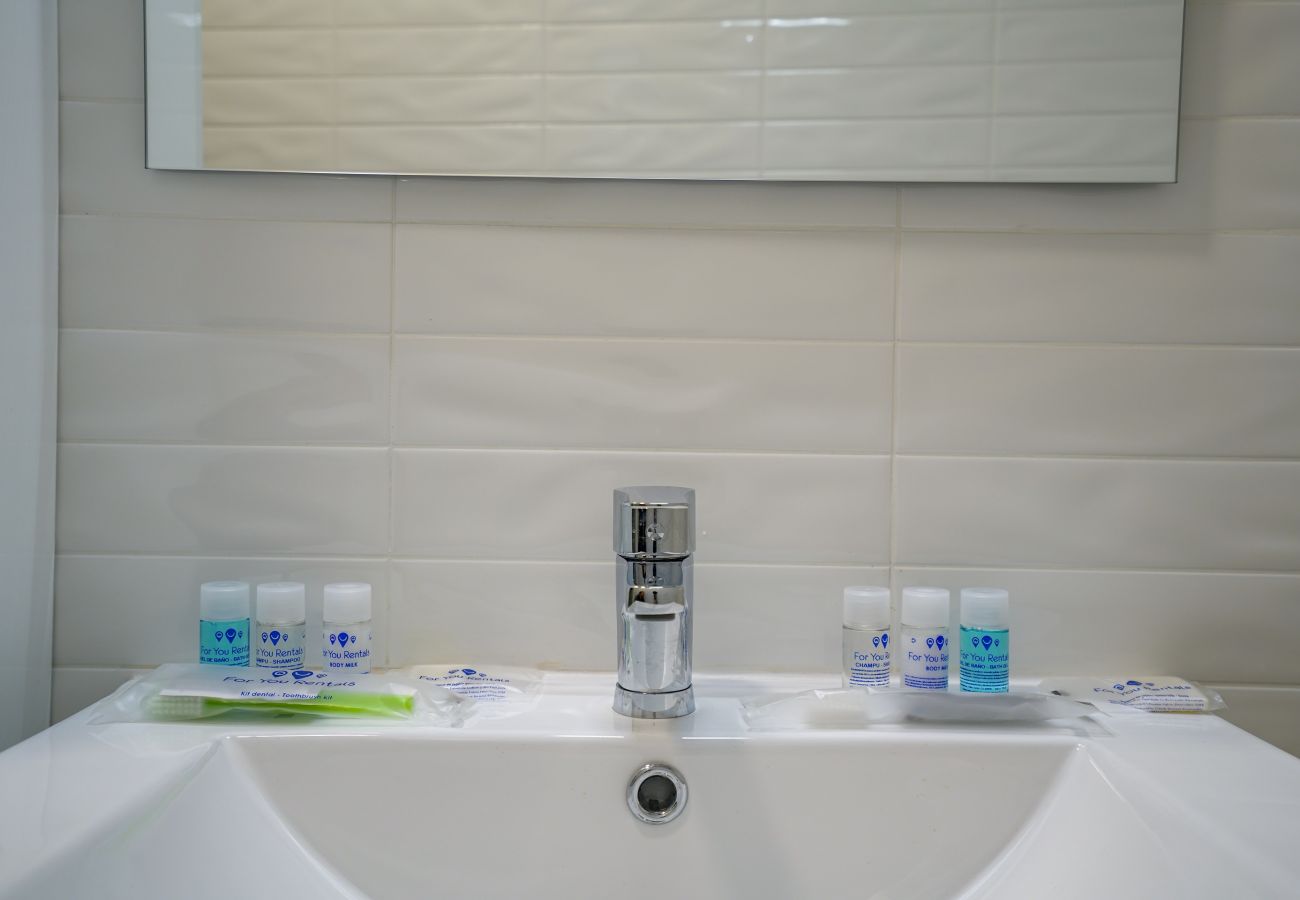 Apartamento em Madrid - Apartment Downtown Madrid Chueca-Malasaña, 1 Room, 4 pax Apartamento em Madrid - Apartment Downtown Madrid Chueca-Malasaña, 1 Room, 4 pax